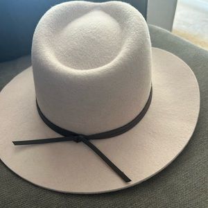 MORGAN & TAYLOR Hat